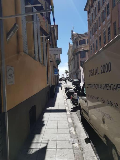 Studette En Plein Coeur Du Vieux Nizza Kültér fotó