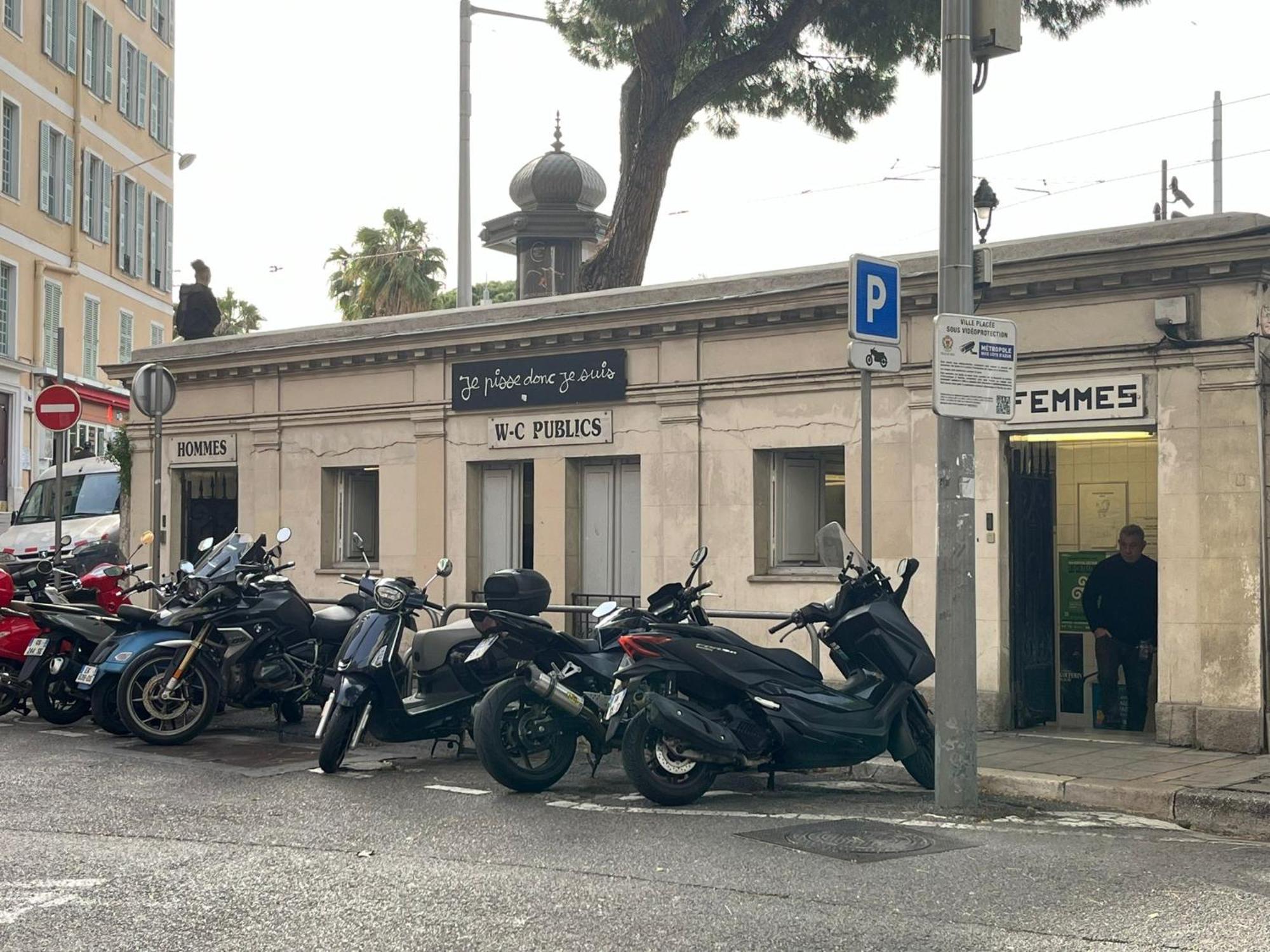 Studette En Plein Coeur Du Vieux Nizza Kültér fotó
